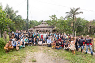 Large group of people in the Amazonas